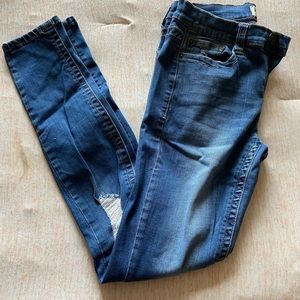 Blue skinny jeans